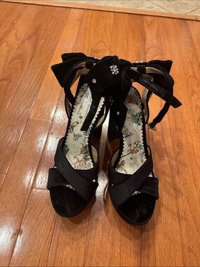 Nicola Bathie x antinio melani Black bow Crystal gem pearl platform Heels 7